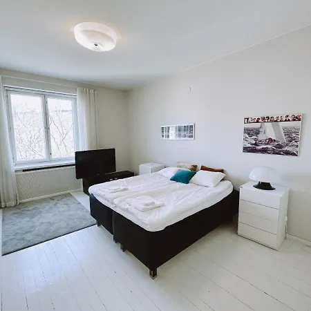 190m2 In Helsinki, Toolo Отель *